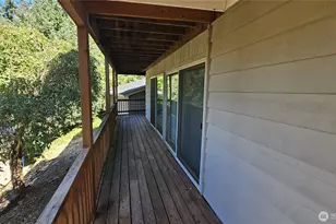 1921 Teresa Way, Kelso, WA 98626 - Photo 3