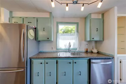 2725 E Fir Street #15, Mount Vernon, WA 98273 - Photo 13