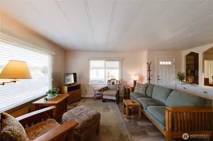 2725 E Fir St, Mount Vernon, WA 98273 - Photo 5