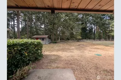 1911 Peacock Lane, Oak Harbor, WA 98277 - Photo 15