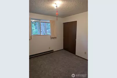 1911 Peacock Lane, Oak Harbor, WA 98277 - Photo 11