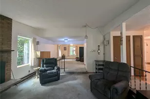 1911 Peacock Ln, Oak Harbor, WA 98277 - Photo 3