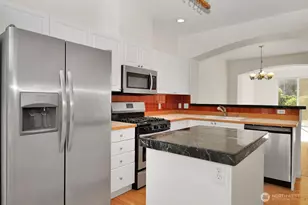 22617 42nd Pl S, Kent, WA 98032 - Photo 3