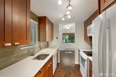 13235 12th Avenue SW #733, Burien, WA 98146 - Photo 5