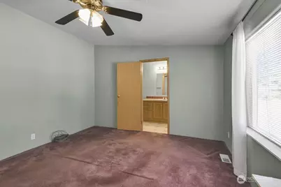 1630 Kimberly Avenue, Enumclaw, WA 98022 - Photo 11