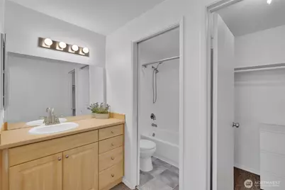 19230 Forest Park Drive NE #H126, Lake Forest Park, WA 98155 - Photo 13