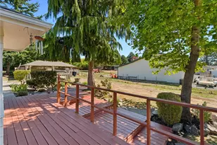 5447 S Shore Dr, Anacortes, WA 98221 - Photo 17