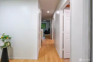 7824 NE Loowit Loop, Vancouver, WA 98662 - Photo 3