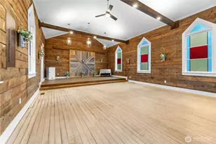 506 Ash St, Wilkeson, WA 98396 - Photo 9