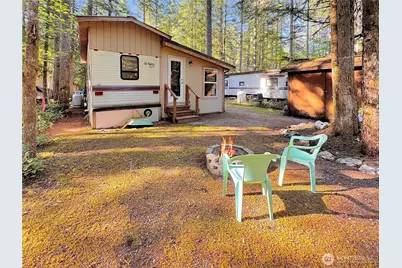 203 1 Fireside Lodge, Deming, WA 98266 - Photo 23