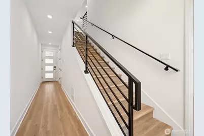 18814 99th Court NE #B, Bothell, WA 98011 - Photo 17