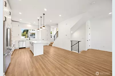 18814 99th Court NE #B, Bothell, WA 98011 - Photo 9