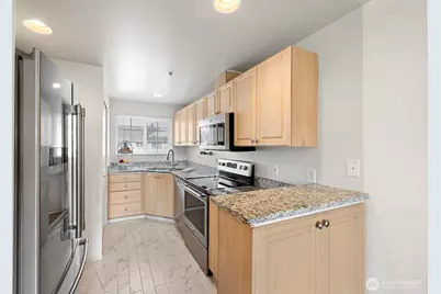 12423 4th Avenue W #6303, Everett, WA 98204 - Photo 9