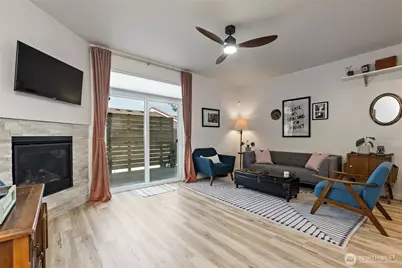 334 9th Avenue SE #C11, Puyallup, WA 98372 - Photo 9