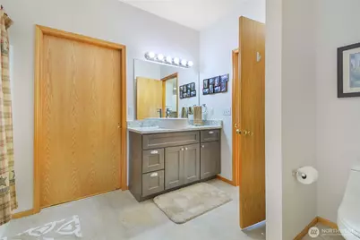 1191 Decatur Circle #17B, Burlington, WA 98233 - Photo 11