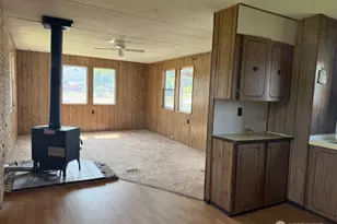 229 Johnathan St, Tonasket, WA 98855 - Photo 7