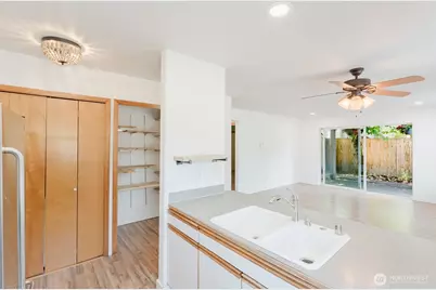 3374 Southbend Place #101, Bellingham, WA 98226 - Photo 5