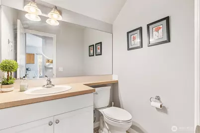 16901 Woodside Drive SE, Renton, WA 98058 - Photo 25