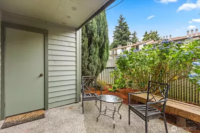 12904 126th Court NE #J103, Kirkland, WA 98034 - Photo 21