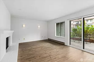 12904 126th Ct NE, Kirkland, WA 98034 - Photo 3