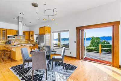 3643 Beach Drive E, Port Orchard, WA 98366 - Photo 11