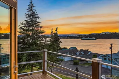 3643 Beach Drive E, Port Orchard, WA 98366 - Photo 3