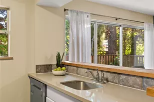 465 Winslow Way E, Bainbridge Island, WA 98110 - Photo 9