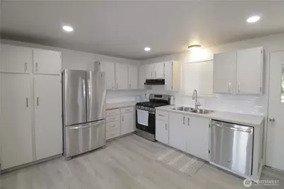 16801 10th Avenue E, Spanaway, WA 98387 - Photo 13