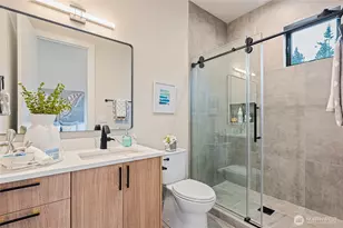 2423 129th Ave SE, Bellevue, WA 98005 - Photo 27