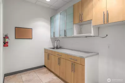 9057 Greenwood Avenue N #C206, Seattle, WA 98103 - Photo 13