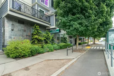 9057 Greenwood Avenue N #C206, Seattle, WA 98103 - Photo 29