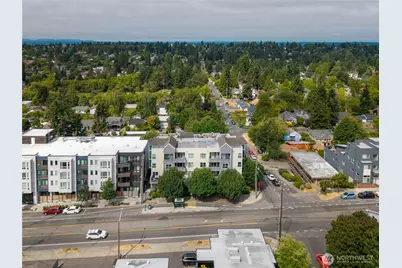 9057 Greenwood Avenue N #C206, Seattle, WA 98103 - Photo 25