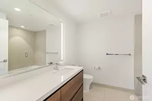 188 Bellevue Way NE, Bellevue, WA 98004 - Photo 17