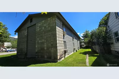 330 E 4th Avenue, Colville, WA 99114 - Photo 5