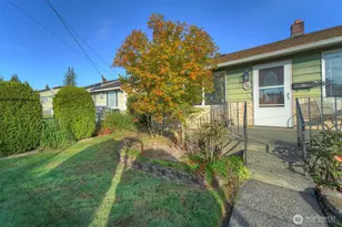 920 E 31st St, Bremerton, WA 98310 - Photo 5