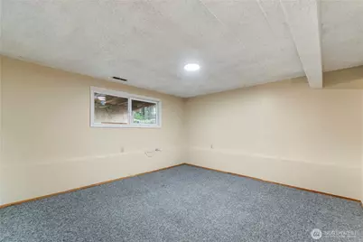 1306 Sherwood Court E, Tacoma, WA 98445 - Photo 21