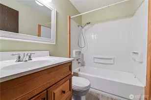 1306 Sherwood Ct E, Tacoma, WA 98445 - Photo 25