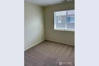 2055 Garry Oaks Avenue #B, DuPont, WA 98327 - Photo 17