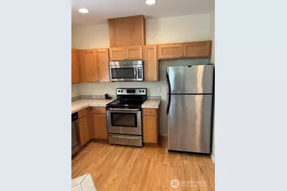 2055 Garry Oaks Avenue #B, DuPont, WA 98327 - Photo 7