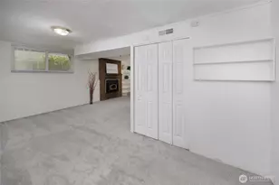 12822 NE 68th St, Kirkland, WA 98033 - Photo 31