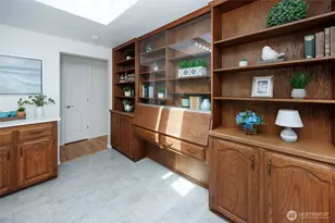 12822 NE 68th St, Kirkland, WA 98033 - Photo 9