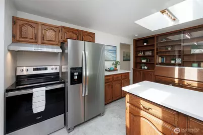 12822 NE 68th Street, Kirkland, WA 98033 - Photo 17