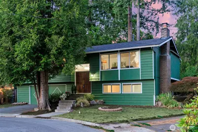 12822 NE 68th Street, Kirkland, WA 98033 - Photo 1