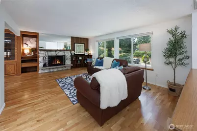 12822 NE 68th Street, Kirkland, WA 98033 - Photo 3