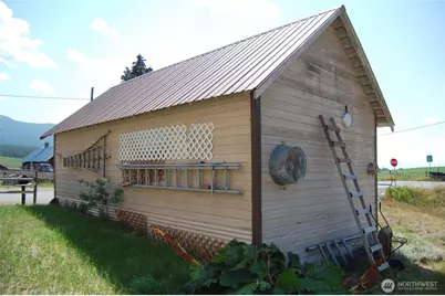 7 Lost Lake Road, Tonasket, WA 98855 - Photo 9