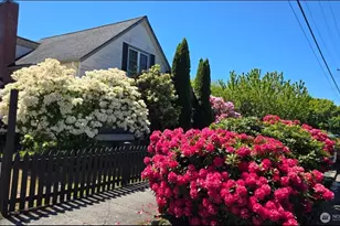 237 C St SW, Castle Rock, WA 98611 - Photo 3