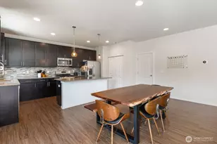 18420 135th St E, Bonney Lake, WA 98391 - Photo 5