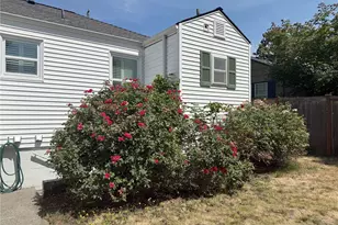 4329 NE 56th St, Seattle, WA 98105 - Photo 33