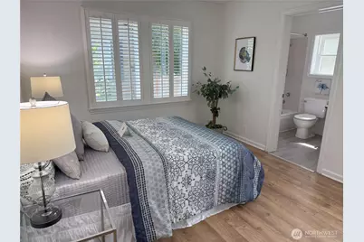 4329 NE 56th Street, Seattle, WA 98105 - Photo 13