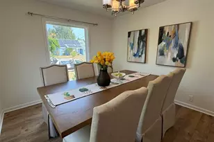 4329 NE 56th St, Seattle, WA 98105 - Photo 7